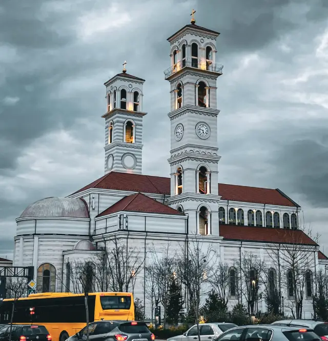 Katedralja Nënë Tereza në Prishtinë, kryeqyteti i Kosovës