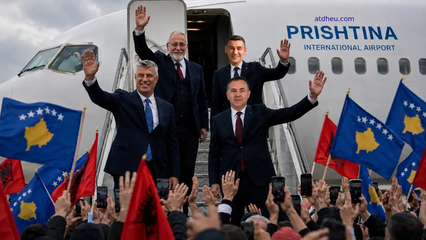 Hashim Thaçi, Kadri Veseli, Jakup Krasniqi dhe Rexhep Selimi – Kosova po pret
