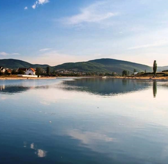Mitrovica Liqeni