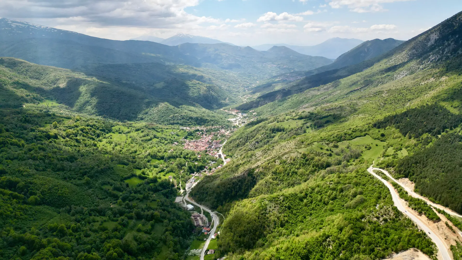 Malet e Sharrit Prevalla Kosovë