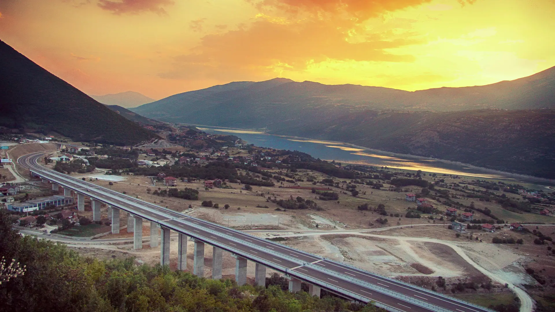 Fshati Vërmicë dhe autostrada Prishtinë – Prizren – Kukës