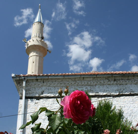 Xhamia Kurshumlie Pejë